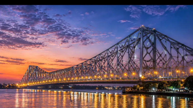 Howrah Bridge in Kolkata — home and online tutors from Dronacharya Tutorials